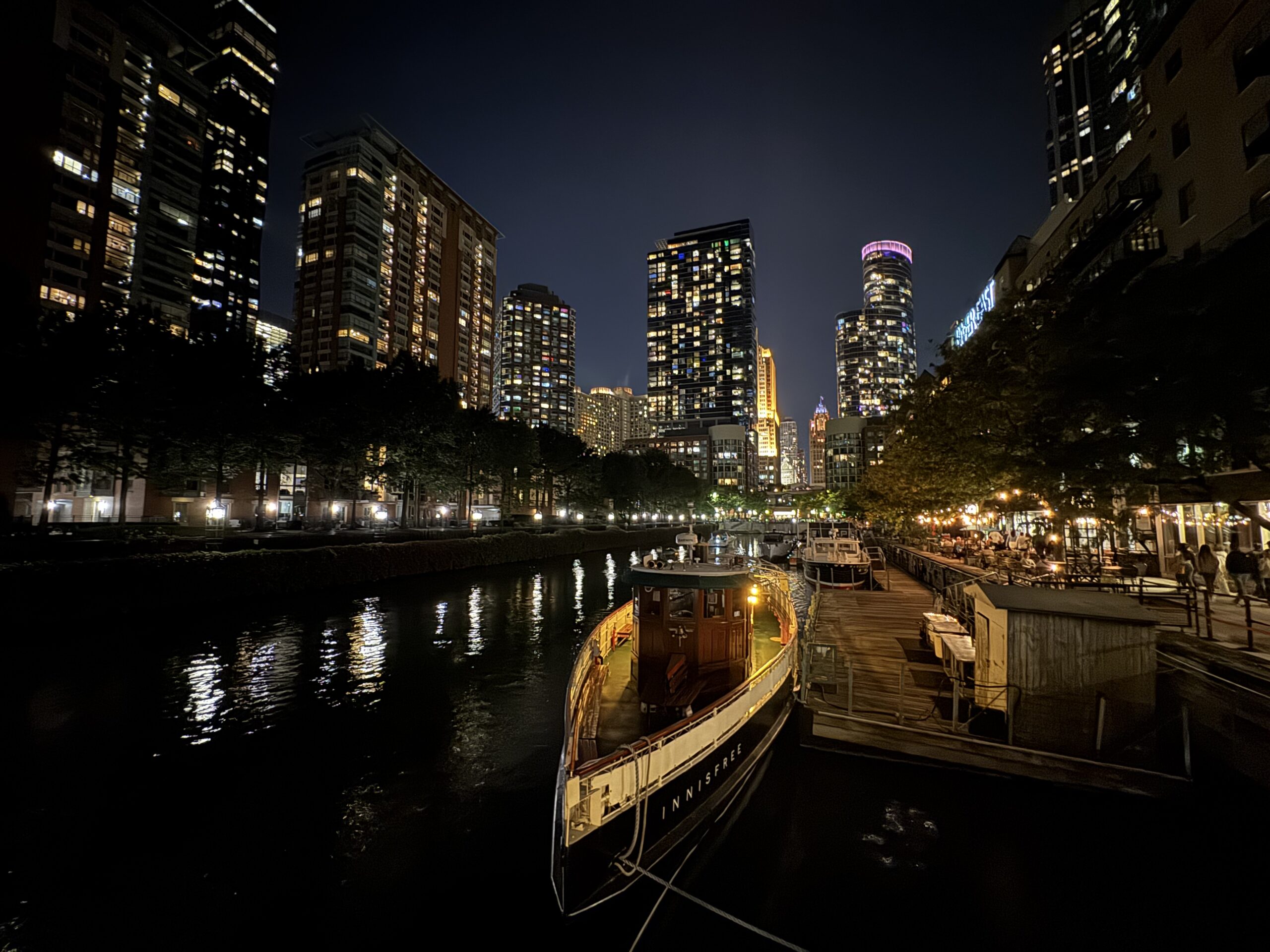 Twee manieren om Chicago te bekijken: bus of boot